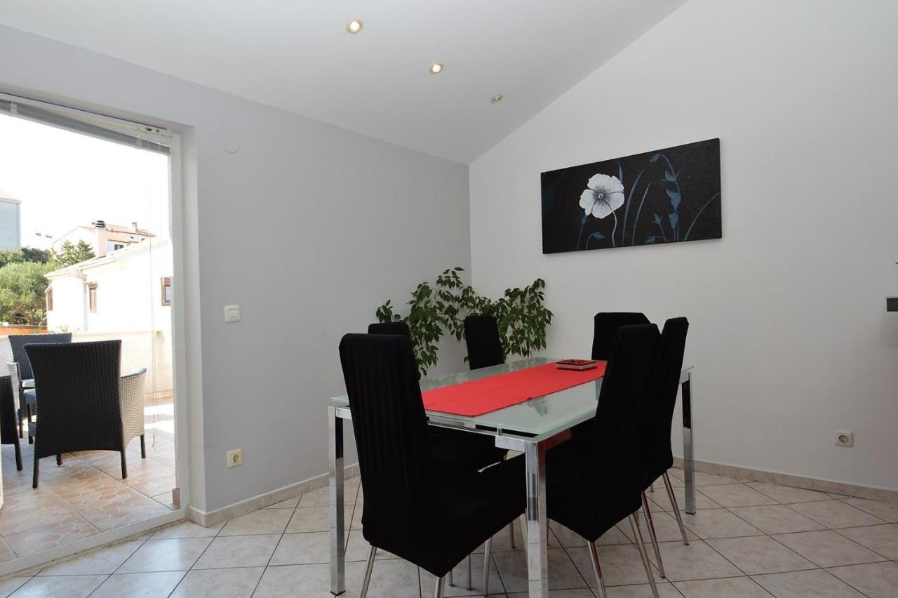 House Luciana Hotel Mali Losinj Exterior photo